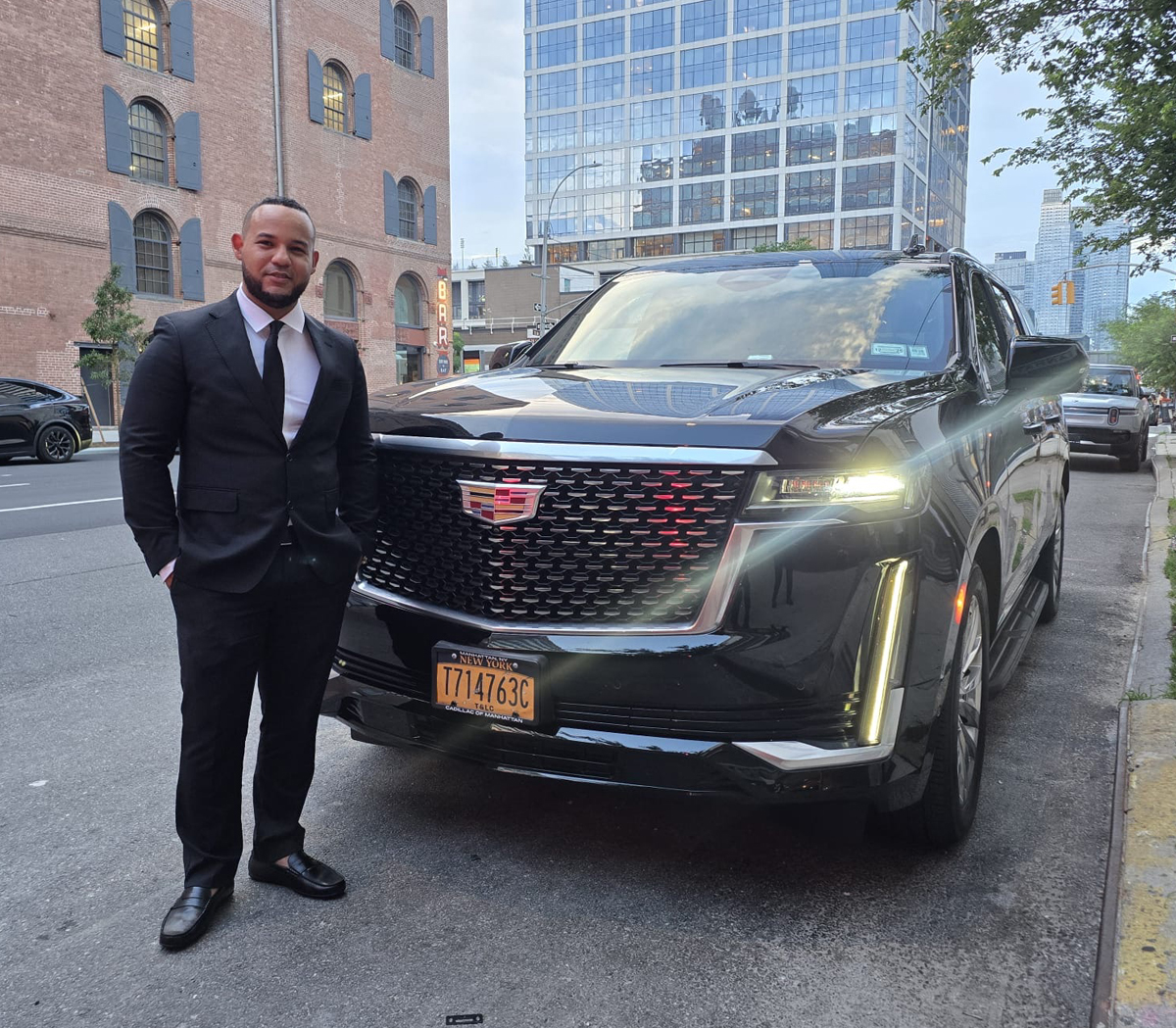 Luxury executive sedan service